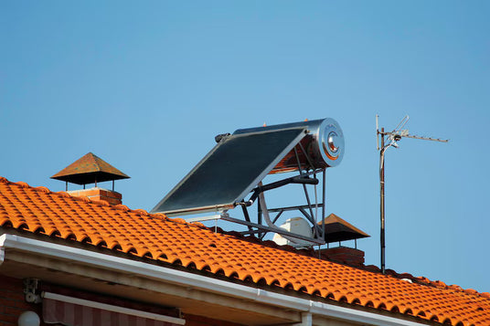 solar panel heating water